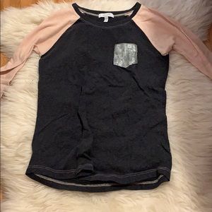 Delia’s quarter sleeve tee